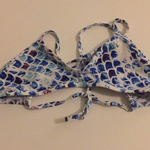 RARE Jolyn Merman Vent Top